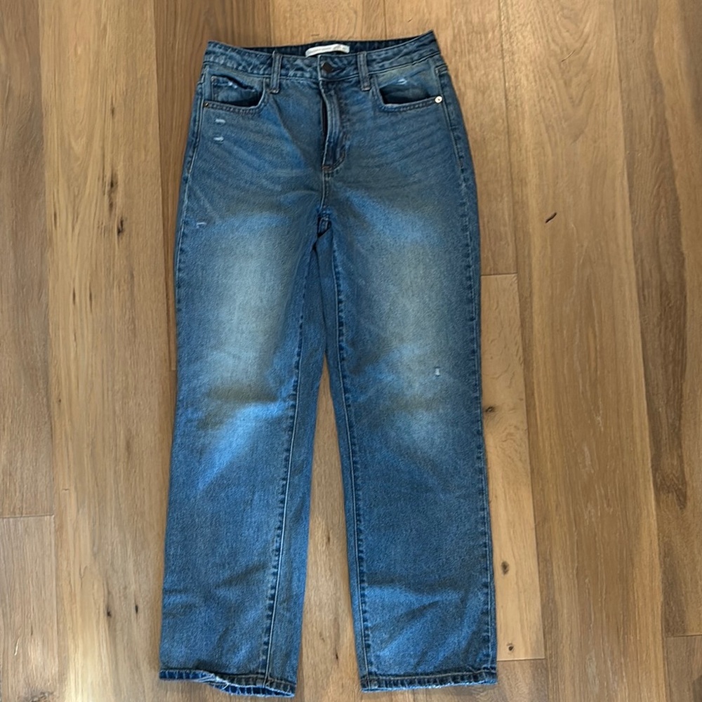 Altar'd State Blue Straight Jeans with Classic Faded Look